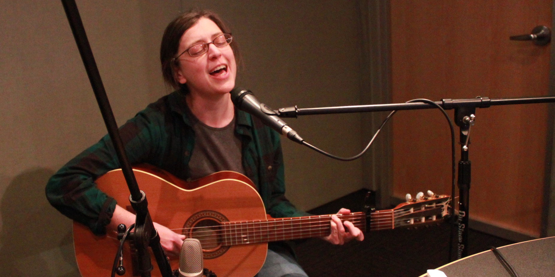 Live Performance: Alexis Thompson | Neighborhood Voices